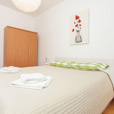Kuvi Apartments Rovinj Exteriör bild