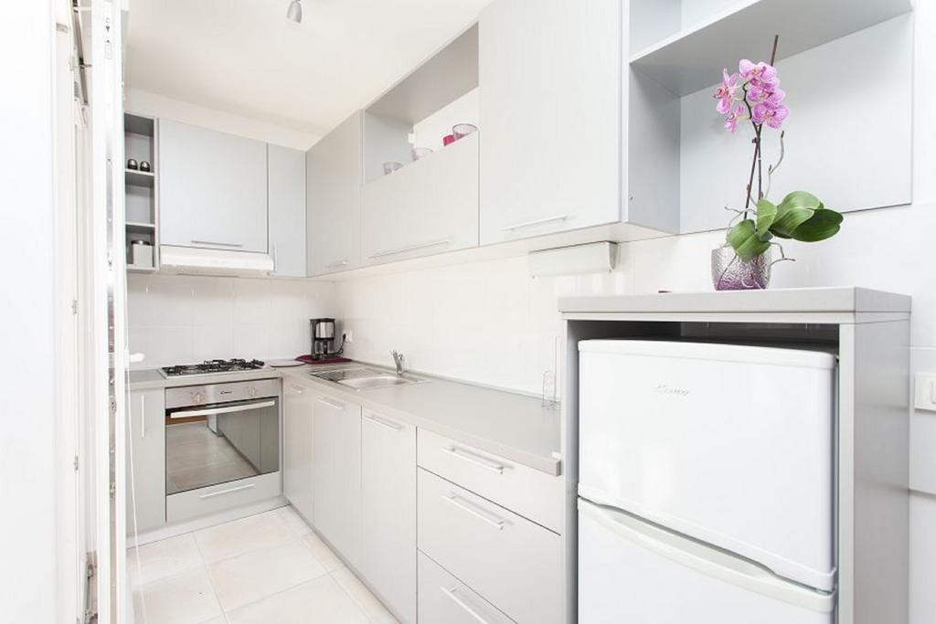 Kuvi Apartments Rovinj Rum bild