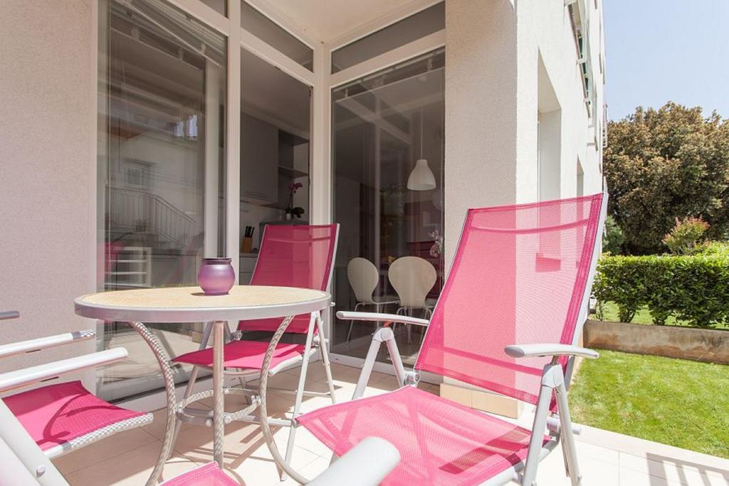 Kuvi Apartments Rovinj Rum bild