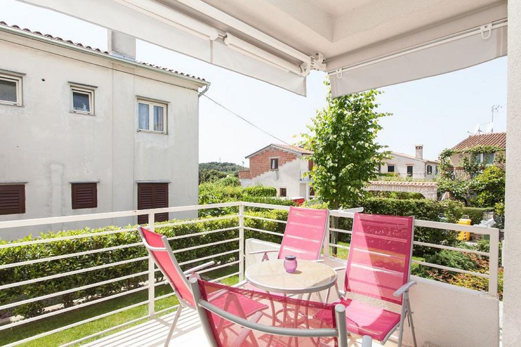 Kuvi Apartments Rovinj Rum bild