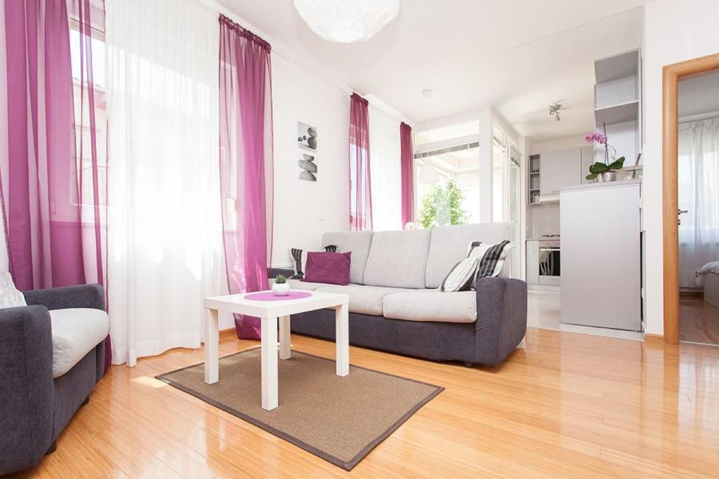 Kuvi Apartments Rovinj Rum bild